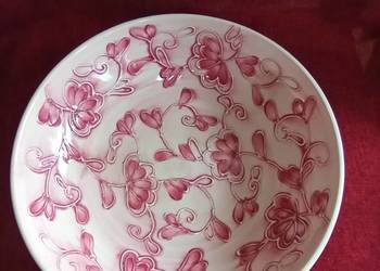 Patera. Różowe kwiaty, reliefy.. Patera. Różowe kwiaty, reliefy..