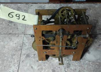 692 Mechanizm starego zegara ściennego Junghans 1918