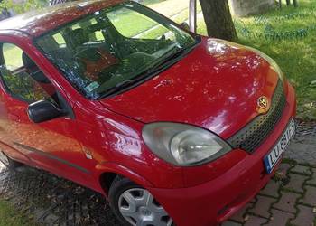 Yaris Verso 1.4 D4D  2002r.