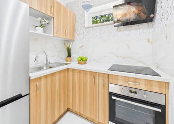 Wolnostojący budynek usługowy