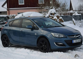 Opel Astra 1.4TB 104TYS KM/Navi/ Grzane Fotele i Kierownica/2 KPL KÓŁ/Spro…