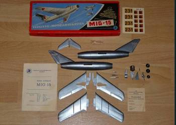 Model Samolotu Mig 15 1965 r -Veb Plasticart Antyk!