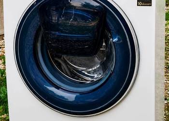 Pralka Samsung AddWash, slim