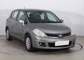 Nissan Tiida 1.8 i