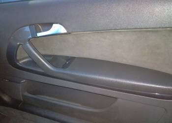 prawy boczek audi a 3 8 p 3 drzwiowy alcantara
