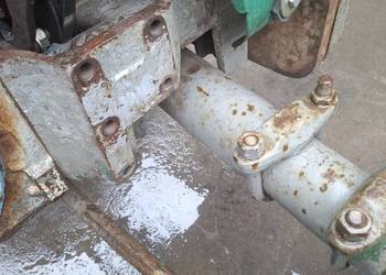 Przednią oś ursus c360