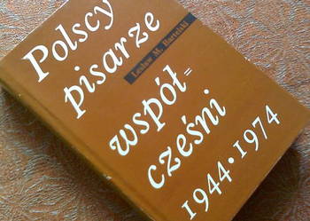 Pisarze polscy współcześni 1944-1974- Lesław Bartelski