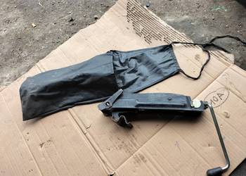 VW Golf 3 Vento LEWAREK D KÓŁ + POKROWIEC VW Golf 3 Vento LEWAREK D KÓŁ + POKROWIEC