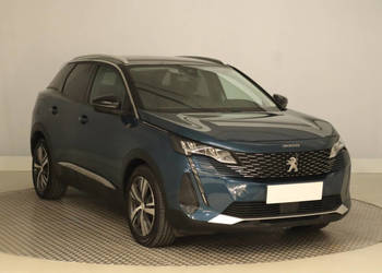 Peugeot 3008 e-Hybrid 225