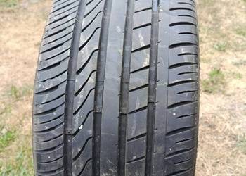 Opony letnie 215 35 18