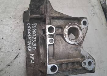 CITROEN PEUGEOT 1,4 8V obudowa pompy wody lapa 9646075210