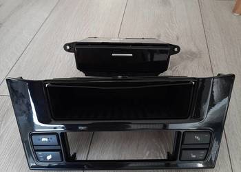 Dekor Panel Środkowy Popielniczka E60/E61 Black Piano