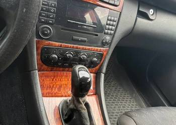 MERCEDES-BENZ W203 C klasa CLASSIC C200 CDI 122km 2004 rok