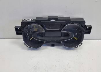 Renault Captur I benzyna LICZNIK ZEGARY Europa 248109243R