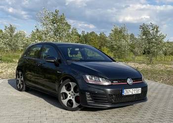 Volkswagen Golf 7 GTI 2.0