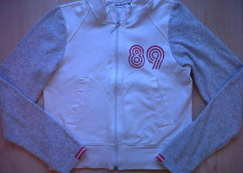 BLUZA r.36 sportowa vaneabee,kupiona w sklepie sportowym,modna
