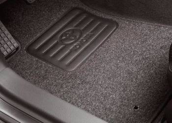 TOYOTA Avensis Oryginalne dywaniki welurowe komplet PZ410-T0356-HA OE