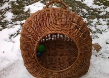 Wiklinowe przenośne legowisko dla kota psa