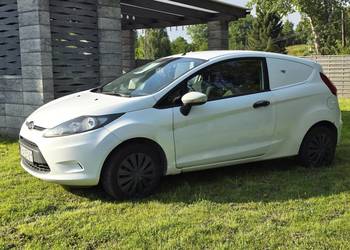 SPRZEDAM FORD FIESTA VAN 1.4 TDCi 2012