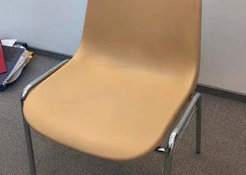 Krzesła "NOWY STYL"