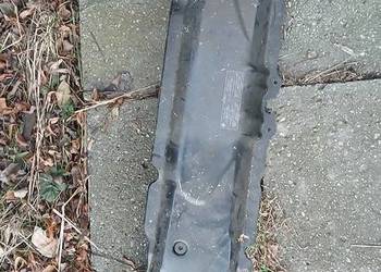 Górna pokrywa pasa przedniego bmw e60