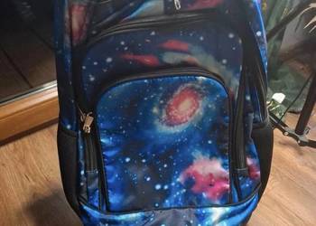 Plecak Galaxy na kółkach  nowy