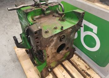 Obudowa mostu tylnego John Deere 7820 {R182122}