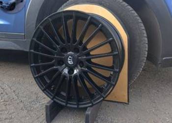 Sprzedam Felgi z Oponami