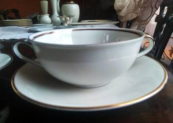 Bulionówka Winterling. Ze złoceniami na kraw Bulionówka Winterling. Ze złoceniami na kraw