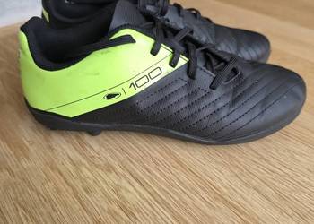 Buty piłkarskie - korki Kipsta 100 czarno-neonowe rozmiar 35 (niemal nowe)