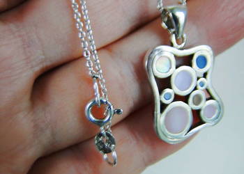 Śliczny naszyjnik srebro 925 i masa perłowa