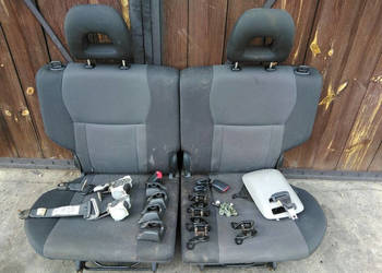 Fotele pasy przekładka tył rav 4 II lift rav 4 II 04-05