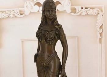 Kleopatra z Panterą - Wielka Figura z Brązu - Mitologia Egipska