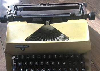 Maszyna do pisania Predom Maszyna do pisania Predom