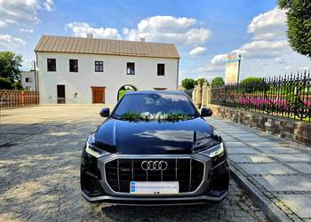 AUDI Q8 
WYNAJEM DO WOŻENIA DO ŚLUBU . 
CENA OD 200 ZŁOTYCH
