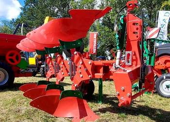 Pług obracalny obrotowy PO Agro-Masz 3 skiby