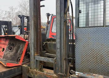 maszt wózek widłowy boczny LINDE S40 rok 2006 części demontaż boczniak