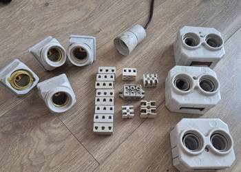 Oprawki ceramiczne, kostki elektryczne PRL
