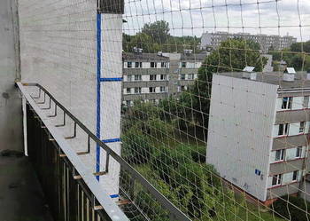 ZABEZPIECZENIA PRZED PTAKAMI z montażem Warszawa Siatki ochronne na balkon
