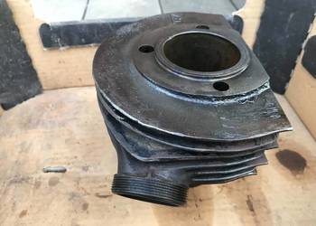 Prawy cylinder do Jawy 350  typ 354
