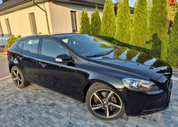 Volvo V40 1.5 benzyna lift automat navi LED 118tys II (2012-)