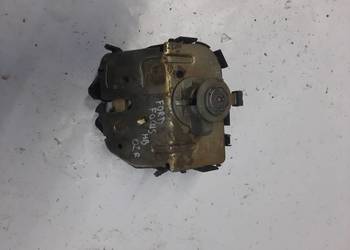 Ford Focus HB zamek klapy tylnej tył