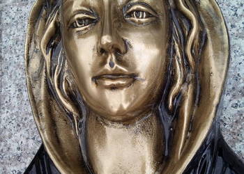 Matka Boska Madonna mosiądz nagrobek dewocjonalia nagrobne