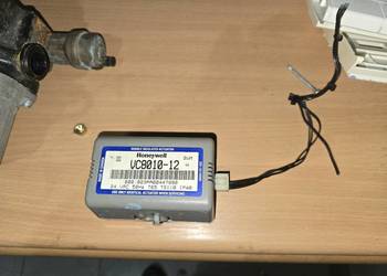 Siłownik zaworu trójdrożnego: HONEYWELL VC8010 - uszkodzony