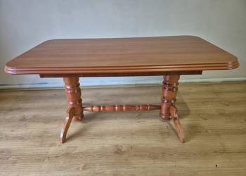 Stół rozkladany z regulowaną wysokością