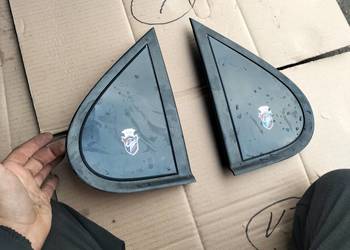 FORD MONDEO MK2 zaśepka emblemat trójkąt drzwi