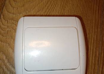 Włącznik światła pojedynczy