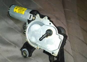 Sprzedam używany silniczek vytiraczky tylnej klapy Skoda Renault