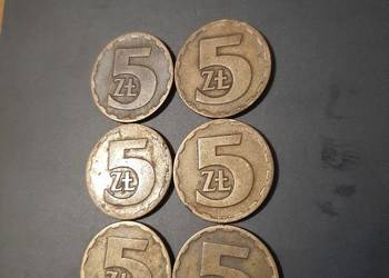 Zestaw 5 zł od 1975 r. do 1977 z 6 sztuk. Bez mennicy.