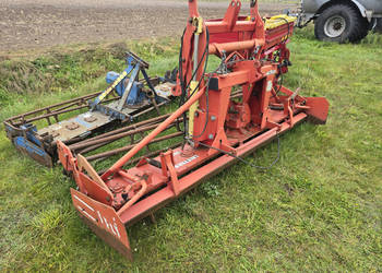 Brona wirnikowa aktywna z hydropakiem LELY Terra 300-22 (3 m )